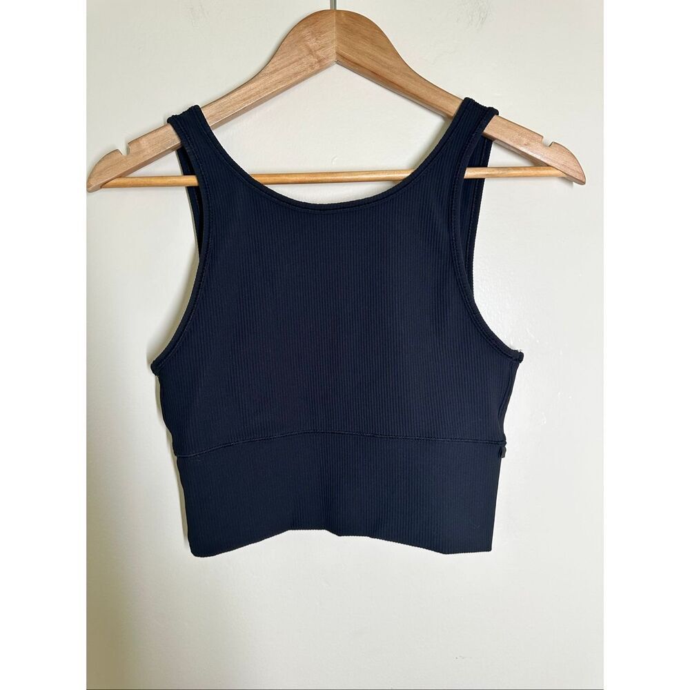 Lululemon Black Ribbed Knit Lululemon Tank Top Size 6